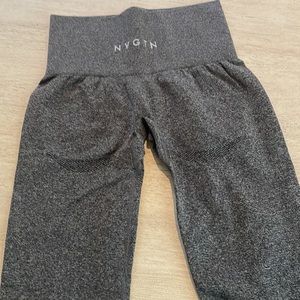 Brand New NVGTN leggings
